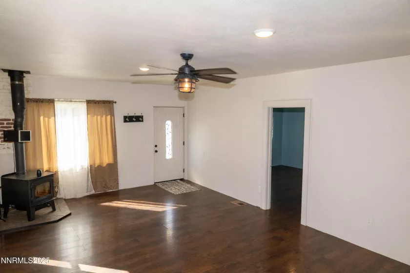 406 5th, Winnemucca, Nevada 89445, 5 Bedrooms Bedrooms, ,2 BathroomsBathrooms,Residential,Residential,5th,250053098
