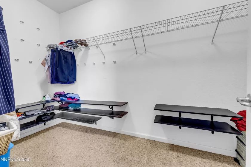 3706 Lepus, Sparks, Nevada 89436, 4 Bedrooms Bedrooms, ,3 BathroomsBathrooms,Residential,Residential,Lepus,250053100