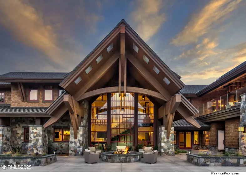 17 Beach Club, Stateline, Nevada 89449, 4 Bedrooms Bedrooms, ,5 BathroomsBathrooms,Residential,Residential,Beach Club,250053103