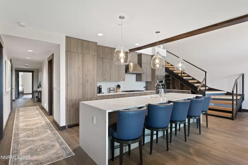 17 Beach Club, Stateline, Nevada 89449, 4 Bedrooms Bedrooms, ,5 BathroomsBathrooms,Residential,Residential,Beach Club,250053103