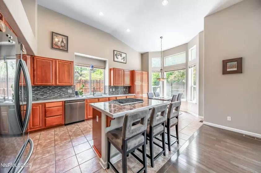 4999 Foxcreek, Reno, Nevada 89519, 4 Bedrooms Bedrooms, ,3 BathroomsBathrooms,Residential,Residential,Foxcreek,250053105