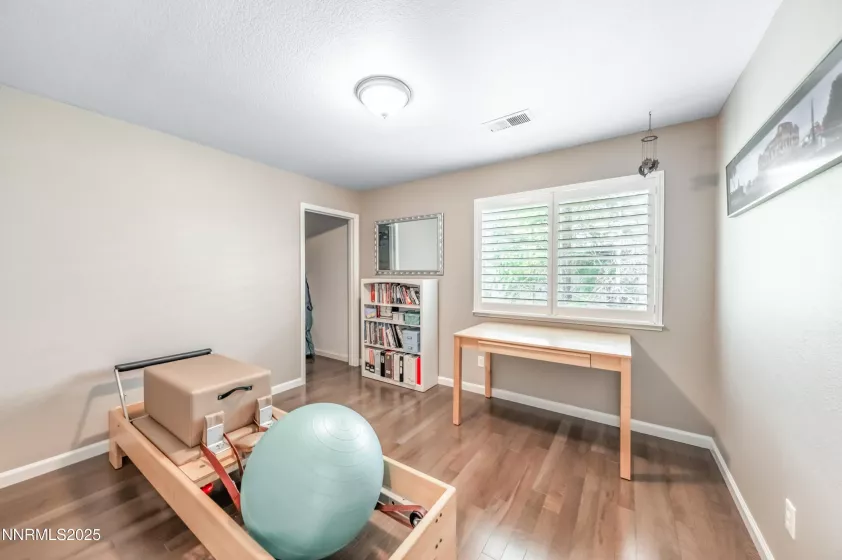 4999 Foxcreek, Reno, Nevada 89519, 4 Bedrooms Bedrooms, ,3 BathroomsBathrooms,Residential,Residential,Foxcreek,250053105