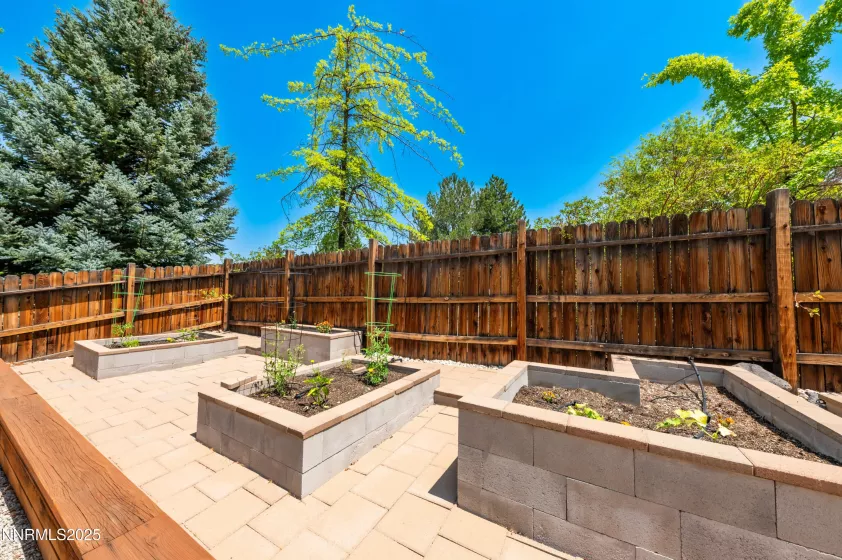 4999 Foxcreek, Reno, Nevada 89519, 4 Bedrooms Bedrooms, ,3 BathroomsBathrooms,Residential,Residential,Foxcreek,250053105