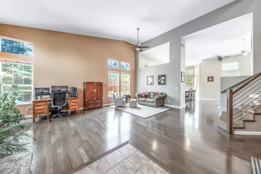 4999 Foxcreek, Reno, Nevada 89519, 4 Bedrooms Bedrooms, ,3 BathroomsBathrooms,Residential,Residential,Foxcreek,250053105