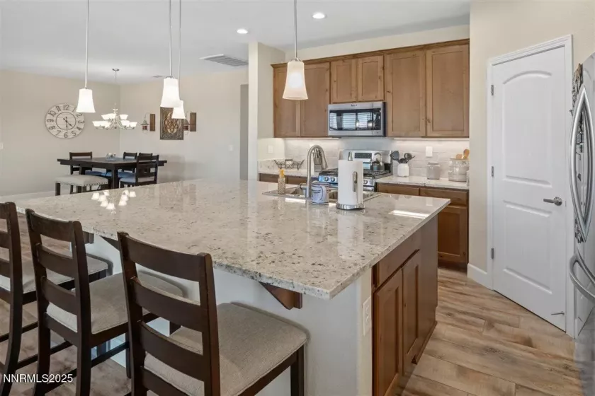 132 Midas, Spanish Springs, Nevada 89441, 4 Bedrooms Bedrooms, ,3 BathroomsBathrooms,Residential,Residential,Midas,250053107