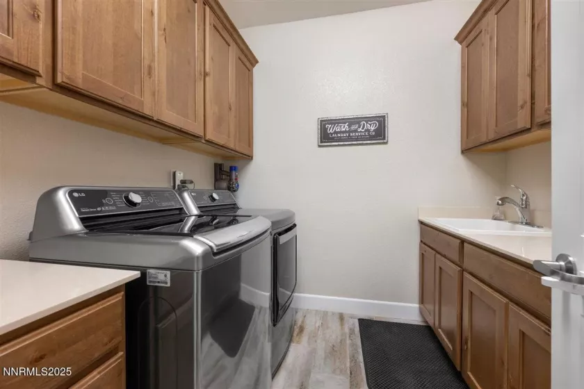 132 Midas, Spanish Springs, Nevada 89441, 4 Bedrooms Bedrooms, ,3 BathroomsBathrooms,Residential,Residential,Midas,250053107