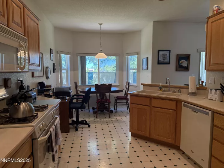Kitchen and Breakfast Nook