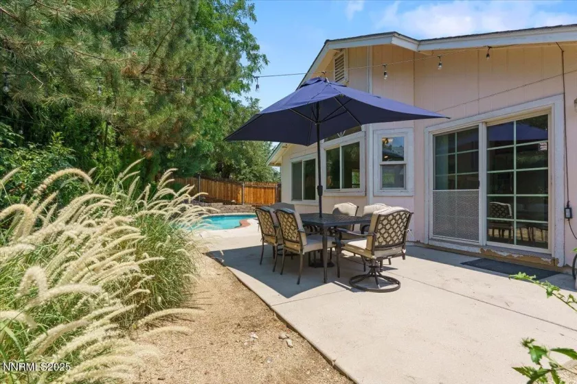 6320 Moon Ridge, Reno, Nevada 89523, 3 Bedrooms Bedrooms, ,2 BathroomsBathrooms,Residential,Residential,Moon Ridge,250053111