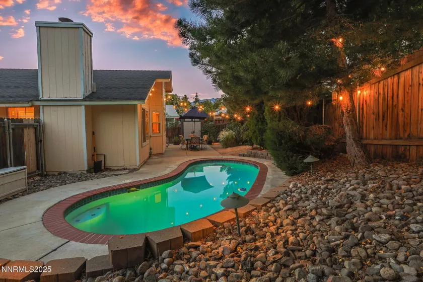 6320 Moon Ridge, Reno, Nevada 89523, 3 Bedrooms Bedrooms, ,2 BathroomsBathrooms,Residential,Residential,Moon Ridge,250053111