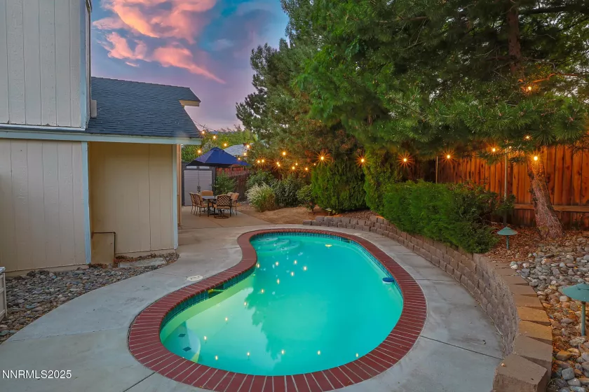 6320 Moon Ridge, Reno, Nevada 89523, 3 Bedrooms Bedrooms, ,2 BathroomsBathrooms,Residential,Residential,Moon Ridge,250053111