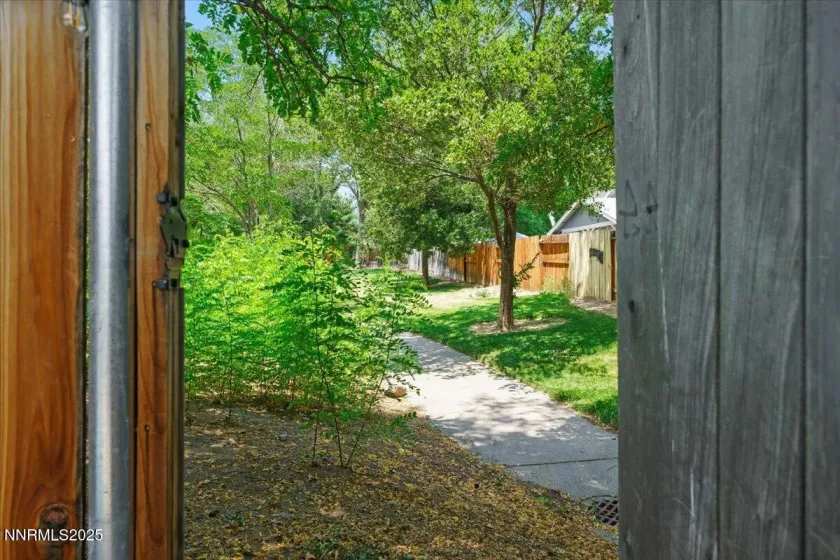 6320 Moon Ridge, Reno, Nevada 89523, 3 Bedrooms Bedrooms, ,2 BathroomsBathrooms,Residential,Residential,Moon Ridge,250053111