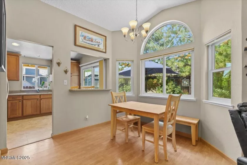 6320 Moon Ridge, Reno, Nevada 89523, 3 Bedrooms Bedrooms, ,2 BathroomsBathrooms,Residential,Residential,Moon Ridge,250053111