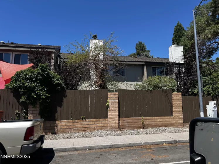 4004 Ruth, Reno, Nevada 89509, 2 Bedrooms Bedrooms, ,3 BathroomsBathrooms,Residential,Residential,Ruth,250053112