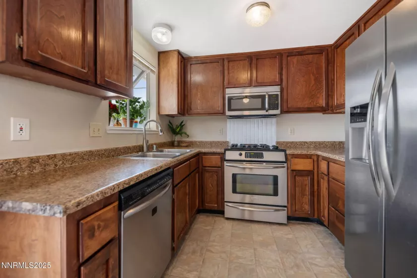 112 Empire, Dayton, Nevada 89403, 3 Bedrooms Bedrooms, ,2 BathroomsBathrooms,Residential,Residential,Empire,250053114
