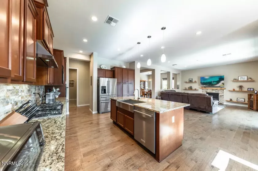 175 Niatross, Reno, Nevada 89521, 2 Bedrooms Bedrooms, ,3 BathroomsBathrooms,Residential,Residential,Niatross,250053115