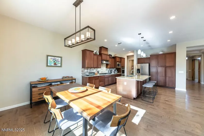 175 Niatross, Reno, Nevada 89521, 2 Bedrooms Bedrooms, ,3 BathroomsBathrooms,Residential,Residential,Niatross,250053115