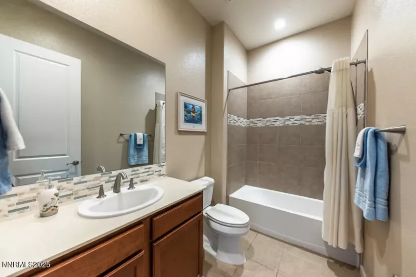 En suite 2nd Bathroom
