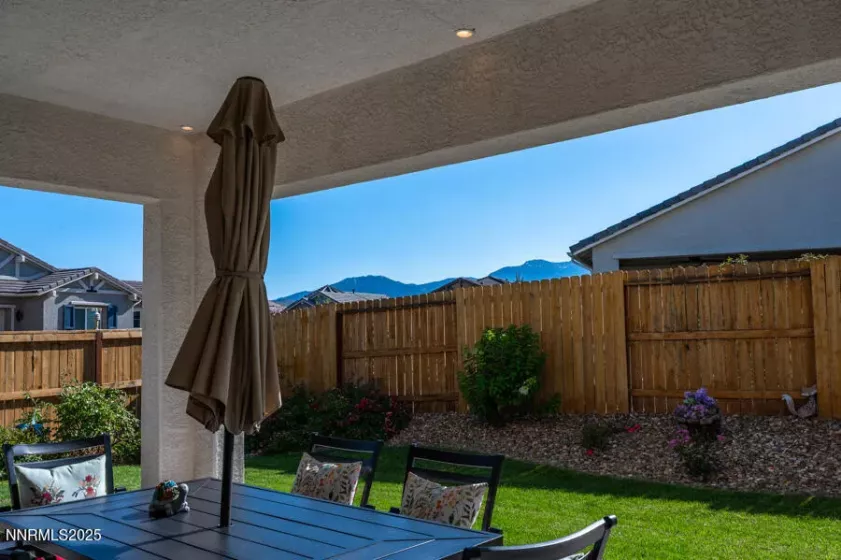 175 Niatross, Reno, Nevada 89521, 2 Bedrooms Bedrooms, ,3 BathroomsBathrooms,Residential,Residential,Niatross,250053115