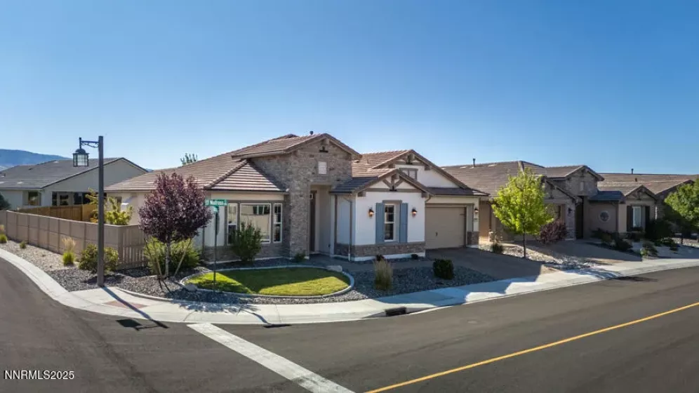 175 Niatross, Reno, Nevada 89521, 2 Bedrooms Bedrooms, ,3 BathroomsBathrooms,Residential,Residential,Niatross,250053115