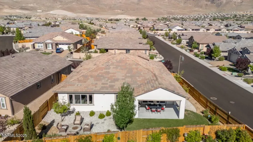 175 Niatross, Reno, Nevada 89521, 2 Bedrooms Bedrooms, ,3 BathroomsBathrooms,Residential,Residential,Niatross,250053115