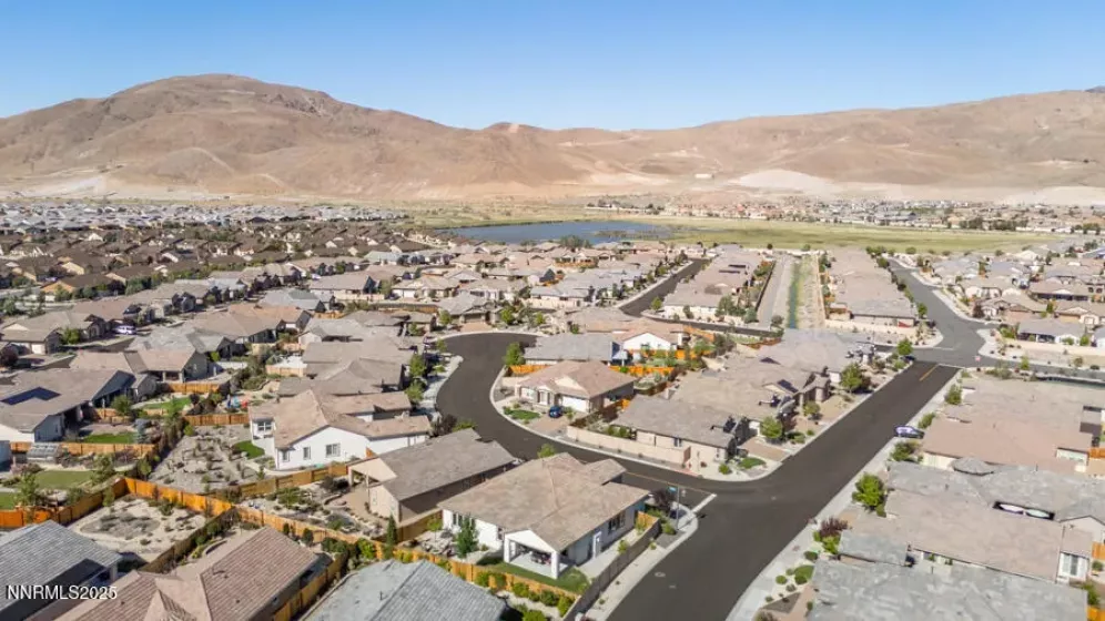 175 Niatross, Reno, Nevada 89521, 2 Bedrooms Bedrooms, ,3 BathroomsBathrooms,Residential,Residential,Niatross,250053115