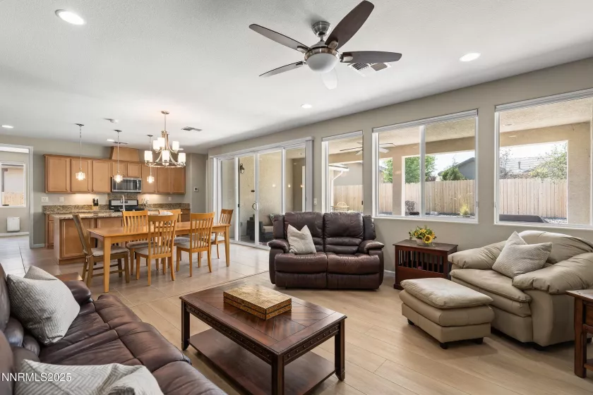 2280 Hyperion, Reno, Nevada 89521, 2 Bedrooms Bedrooms, ,2 BathroomsBathrooms,Residential,Residential,Hyperion,250053118