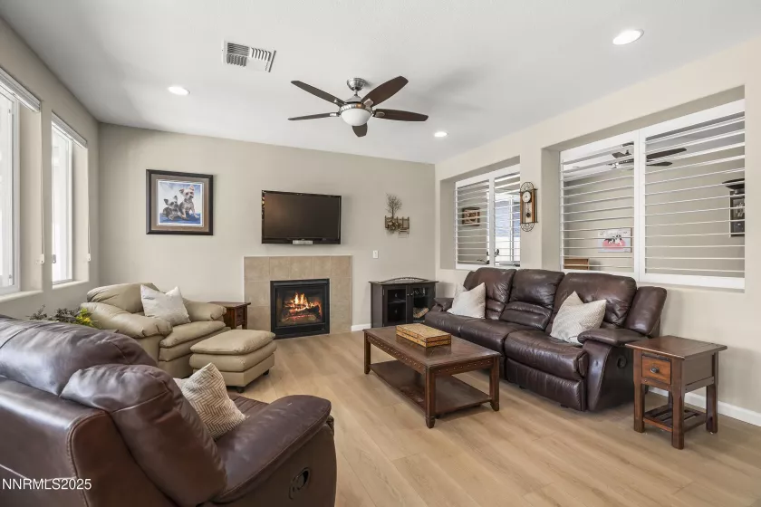 2280 Hyperion, Reno, Nevada 89521, 2 Bedrooms Bedrooms, ,2 BathroomsBathrooms,Residential,Residential,Hyperion,250053118