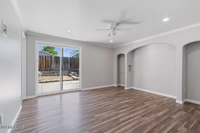1381 Spooner, Carson City, Nevada 89706, 3 Bedrooms Bedrooms, ,2 BathroomsBathrooms,Residential,Residential,Spooner,250053128