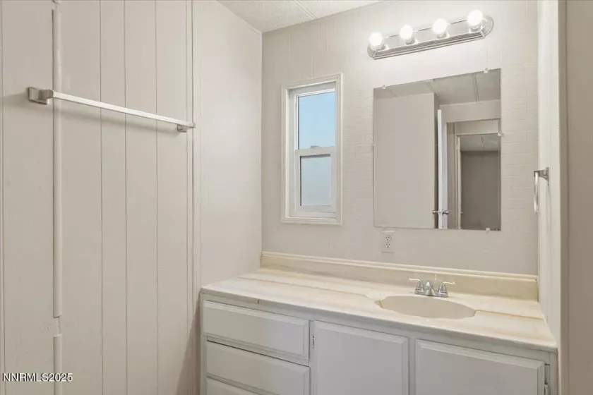 3805 Sandpiper, Reno, Nevada 89508, 3 Bedrooms Bedrooms, ,2 BathroomsBathrooms,Residential,Residential,Sandpiper,250053142