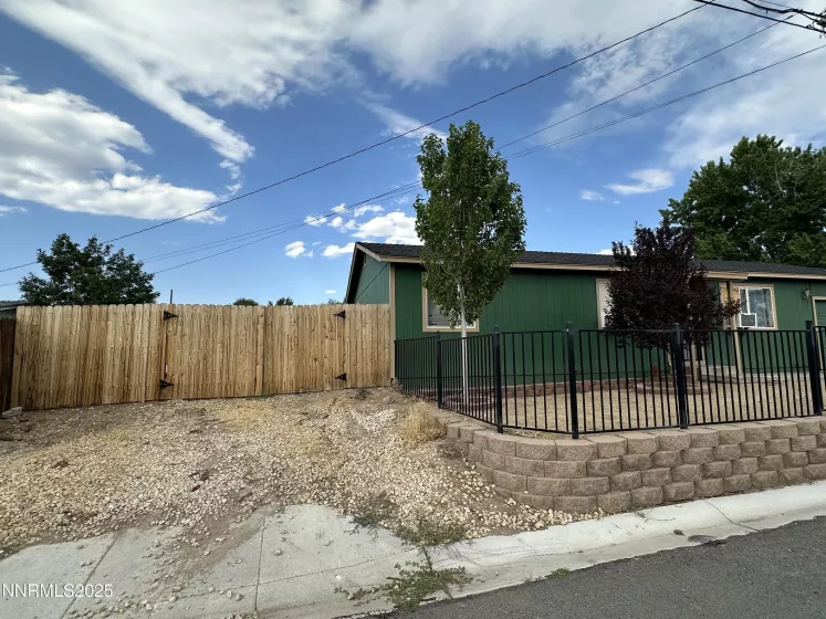 13630 Mt Whitney, Reno, Nevada 89506, 4 Bedrooms Bedrooms, ,3 BathroomsBathrooms,Residential,Residential,Mt Whitney,250053146