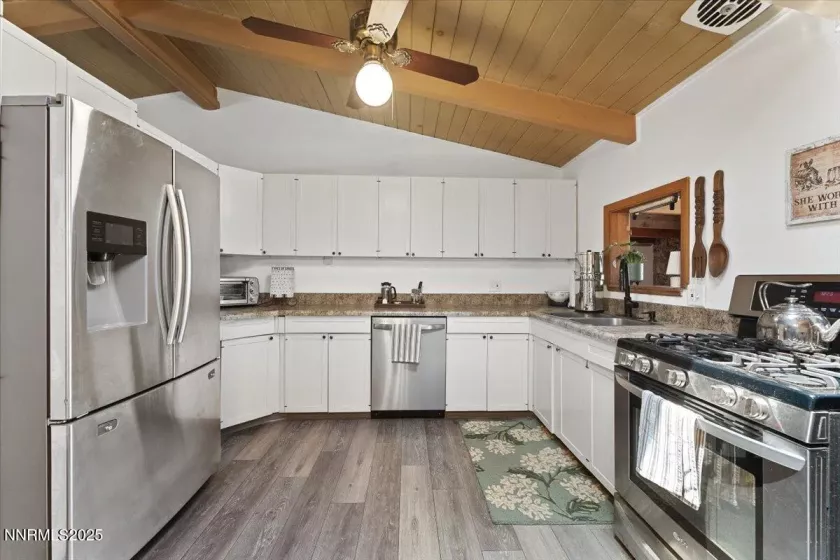 1124 Sbragia, Sparks, Nevada 89431, 3 Bedrooms Bedrooms, ,1 BathroomBathrooms,Residential,Residential,Sbragia,250053148