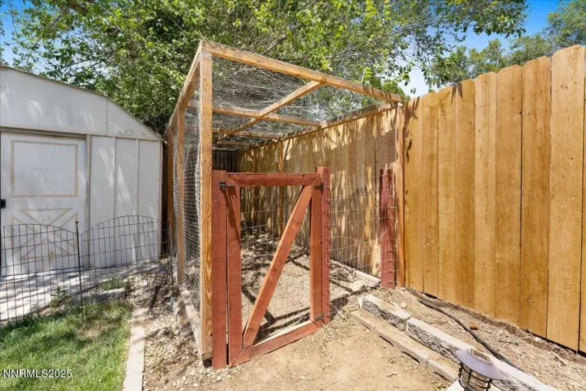1124 Sbragia, Sparks, Nevada 89431, 3 Bedrooms Bedrooms, ,1 BathroomBathrooms,Residential,Residential,Sbragia,250053148