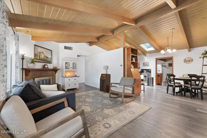 1124 Sbragia, Sparks, Nevada 89431, 3 Bedrooms Bedrooms, ,1 BathroomBathrooms,Residential,Residential,Sbragia,250053148