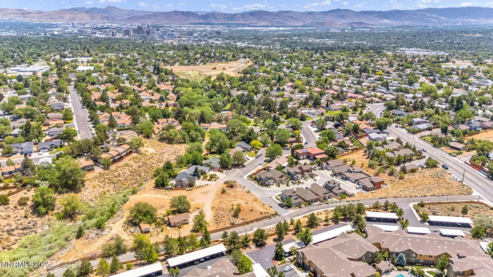 1200 Wild Oak, Reno, Nevada 89503, 3 Bedrooms Bedrooms, ,3 BathroomsBathrooms,Residential,Residential,Wild Oak,250053159