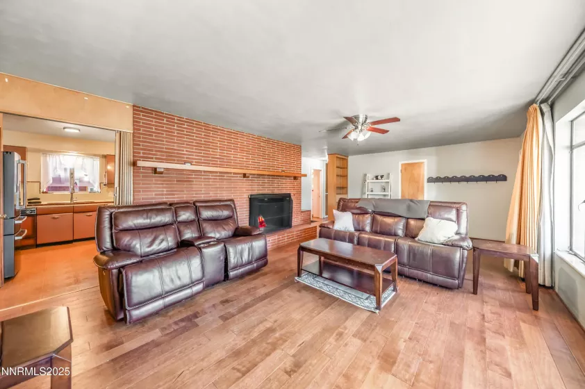 1890 Palisade, Reno, Nevada 89509, 2 Bedrooms Bedrooms, ,2 BathroomsBathrooms,Residential,Residential,Palisade,250053138