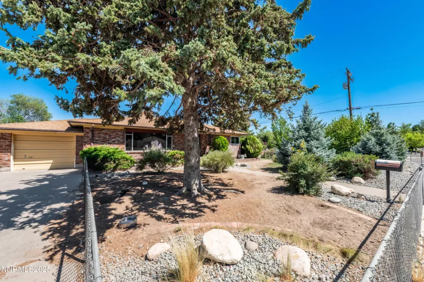 1890 Palisade, Reno, Nevada 89509, 2 Bedrooms Bedrooms, ,2 BathroomsBathrooms,Residential,Residential,Palisade,250053138