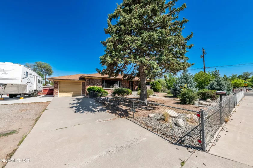1890 Palisade, Reno, Nevada 89509, 2 Bedrooms Bedrooms, ,2 BathroomsBathrooms,Residential,Residential,Palisade,250053138
