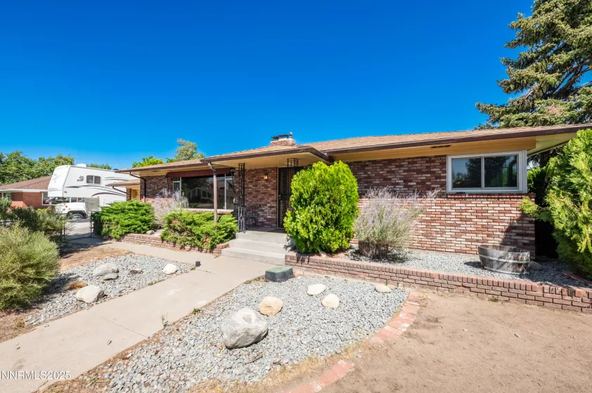 1890 Palisade, Reno, Nevada 89509, 2 Bedrooms Bedrooms, ,2 BathroomsBathrooms,Residential,Residential,Palisade,250053138