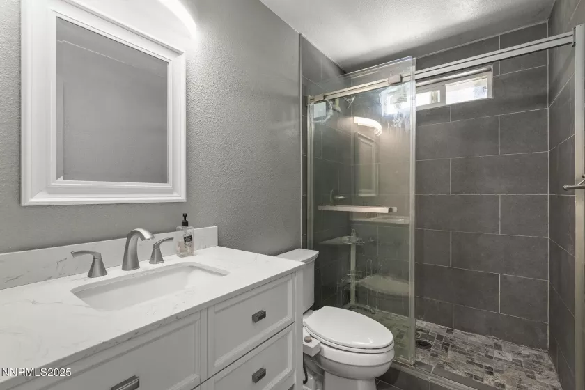 2001 Howard, Sparks, Nevada 89434, 3 Bedrooms Bedrooms, ,3 BathroomsBathrooms,Residential,Residential,Howard,250053149