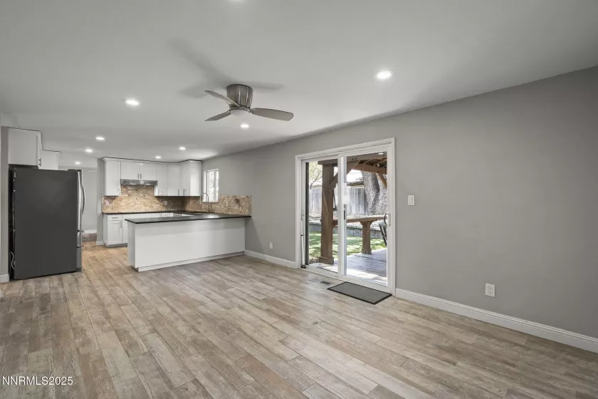 2001 Howard, Sparks, Nevada 89434, 3 Bedrooms Bedrooms, ,3 BathroomsBathrooms,Residential,Residential,Howard,250053149