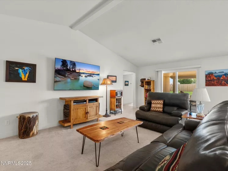 300 Littondale, Sparks, Nevada 89441, 4 Bedrooms Bedrooms, ,3 BathroomsBathrooms,Residential,Residential,Littondale,250053150