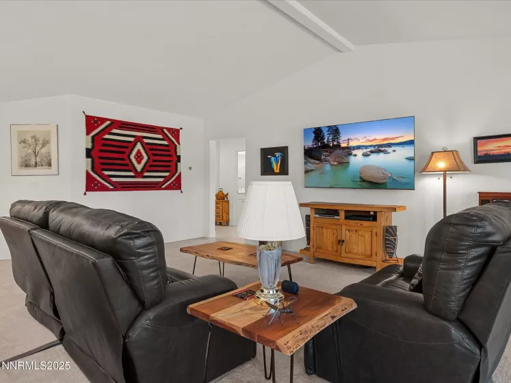 300 Littondale, Sparks, Nevada 89441, 4 Bedrooms Bedrooms, ,3 BathroomsBathrooms,Residential,Residential,Littondale,250053150