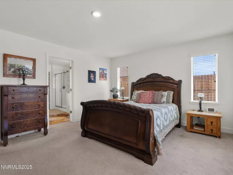 300 Littondale, Sparks, Nevada 89441, 4 Bedrooms Bedrooms, ,3 BathroomsBathrooms,Residential,Residential,Littondale,250053150