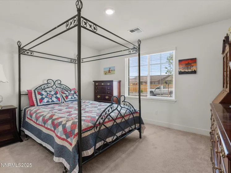 300 Littondale, Sparks, Nevada 89441, 4 Bedrooms Bedrooms, ,3 BathroomsBathrooms,Residential,Residential,Littondale,250053150
