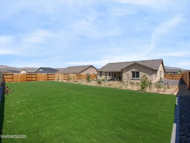300 Littondale, Sparks, Nevada 89441, 4 Bedrooms Bedrooms, ,3 BathroomsBathrooms,Residential,Residential,Littondale,250053150
