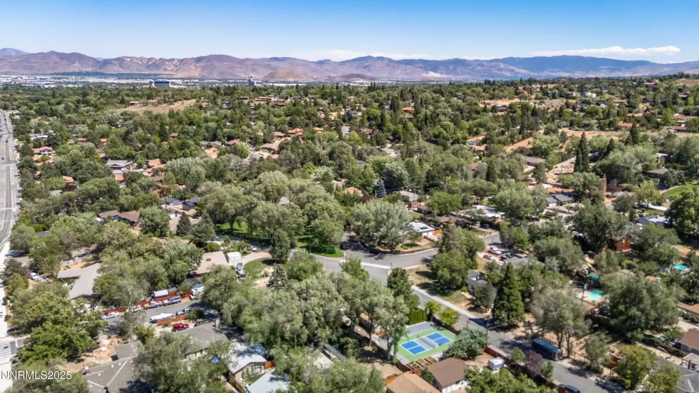 1755 Benjamin Franklin, Reno, Nevada 89509, 4 Bedrooms Bedrooms, ,3 BathroomsBathrooms,Residential,Residential,Benjamin Franklin,250053154