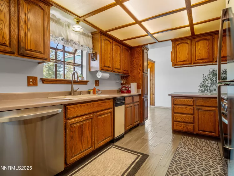 950 Morning Star, Gardnerville, Nevada 89460, 3 Bedrooms Bedrooms, ,2 BathroomsBathrooms,Residential,Residential,Morning Star,250053167