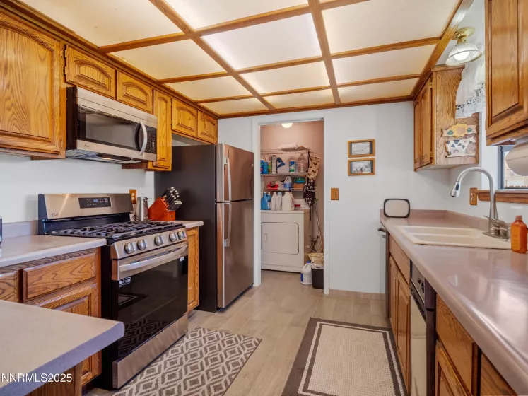 950 Morning Star, Gardnerville, Nevada 89460, 3 Bedrooms Bedrooms, ,2 BathroomsBathrooms,Residential,Residential,Morning Star,250053167
