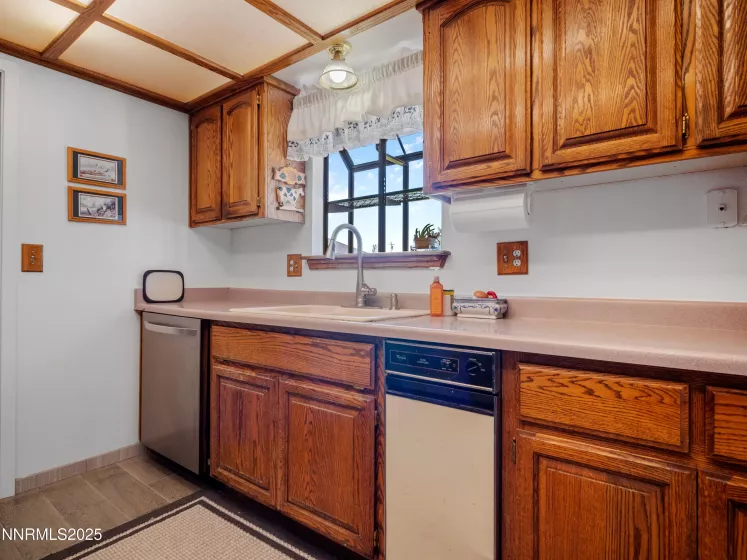 950 Morning Star, Gardnerville, Nevada 89460, 3 Bedrooms Bedrooms, ,2 BathroomsBathrooms,Residential,Residential,Morning Star,250053167