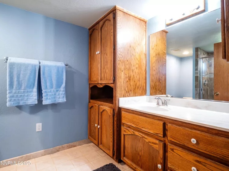 950 Morning Star, Gardnerville, Nevada 89460, 3 Bedrooms Bedrooms, ,2 BathroomsBathrooms,Residential,Residential,Morning Star,250053167